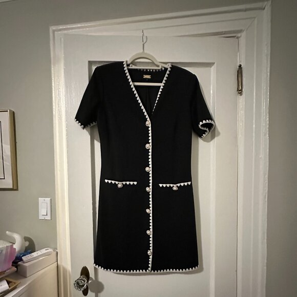 ✨ Elegant Black & White Mini Dress – Size 2 ✨ - Picture 5 of 12